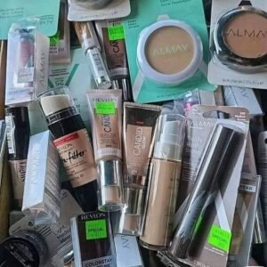 Alternative view of makeup pallets
