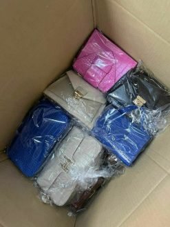 Woman bags & purse pallets - Image 3