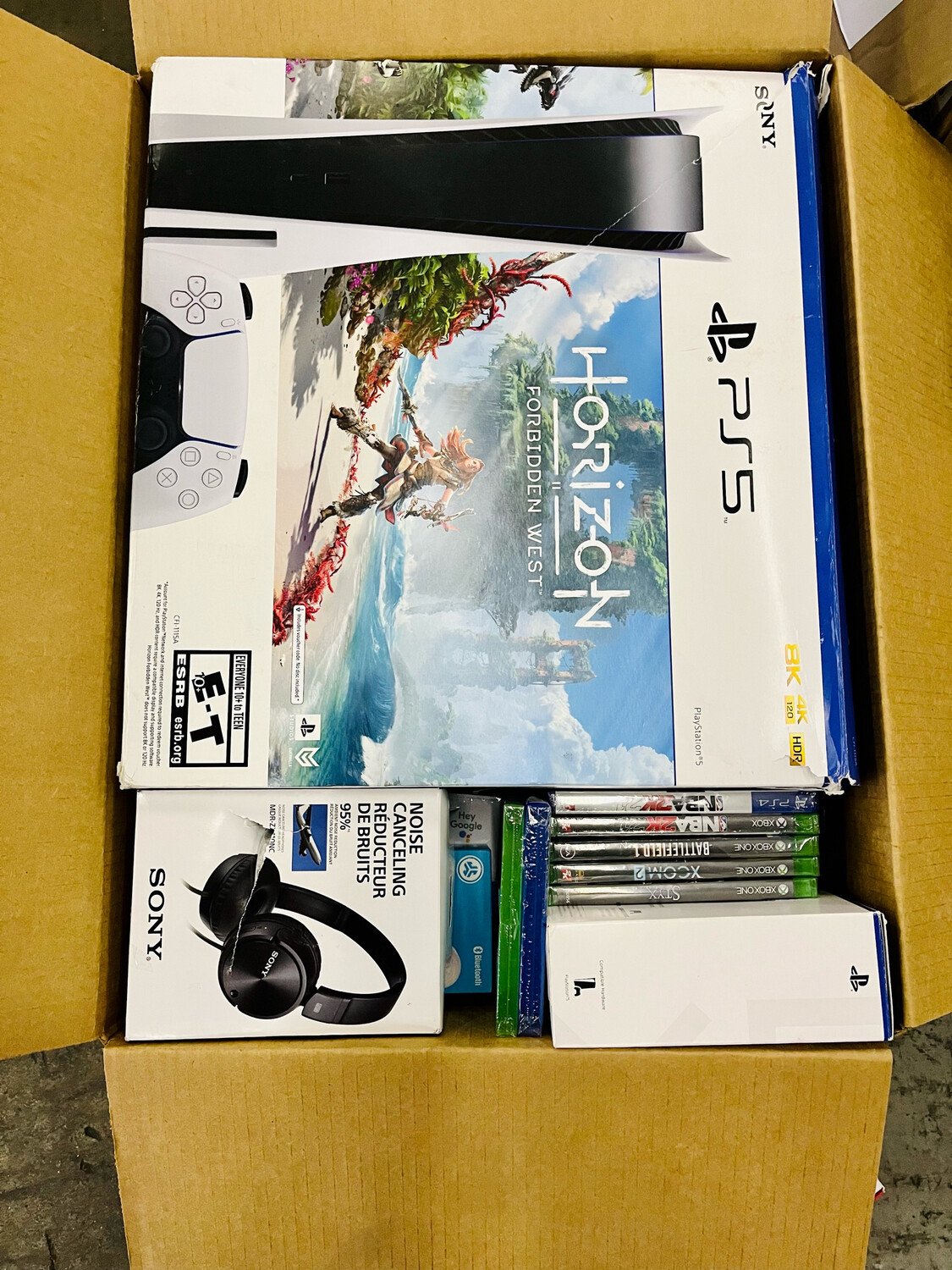 PREMIUM TARGET ELECTRONICS MYSTERY BOX - Image 4