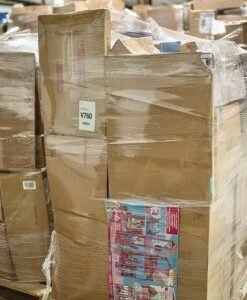 AMZ Customer Returns 6ft Mediums pallets
