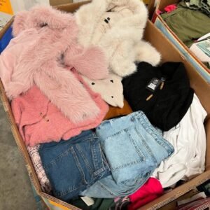 Target Clothes Pallets - Image 4