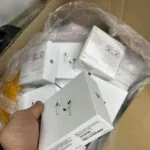 Alternative view of EarPods Pallets For Sale