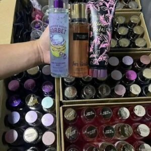 Alternative view of Half pallet VS Perfume