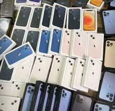 Alternative view of MIX iPhone Pallets